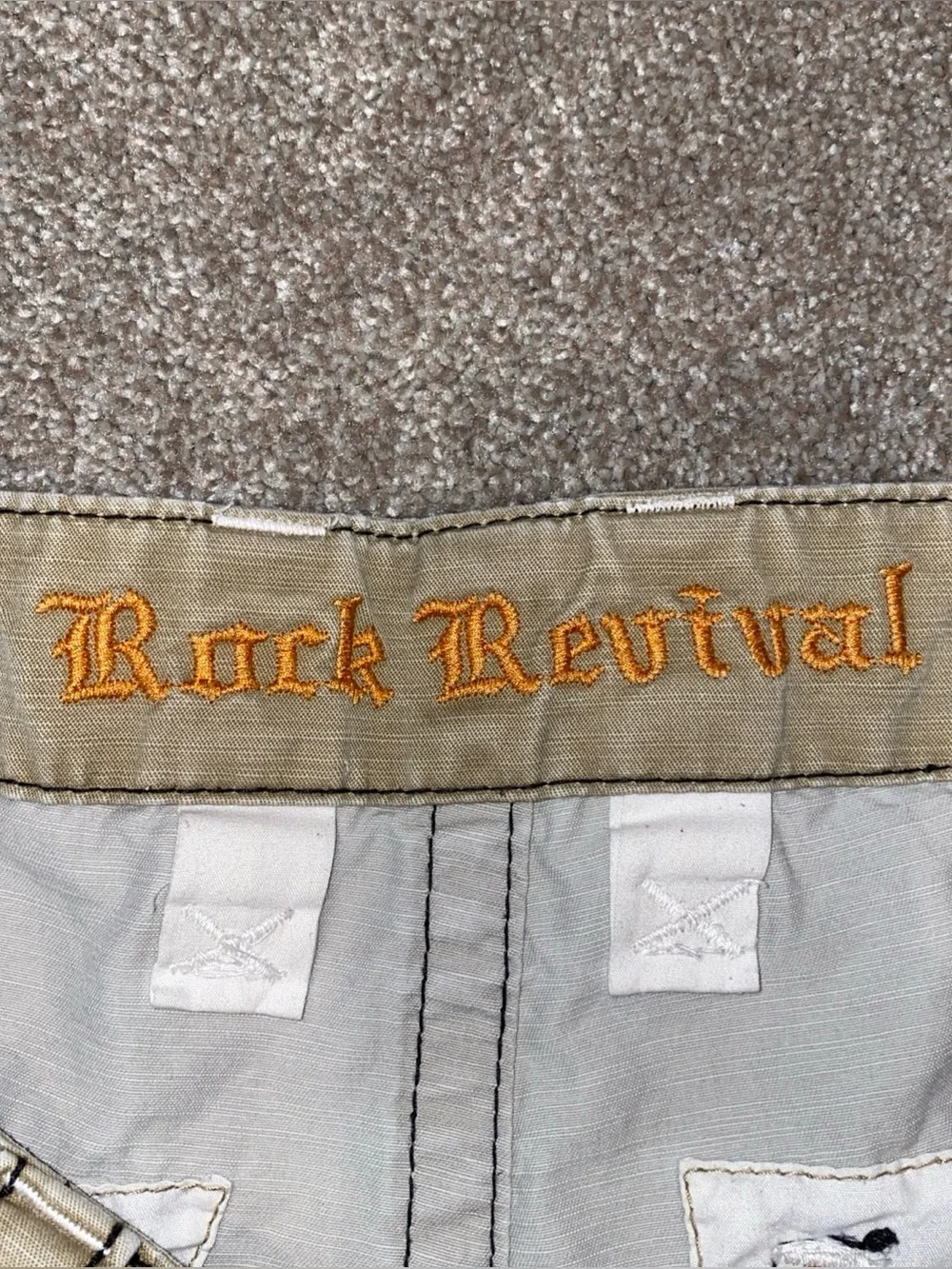 Rock Revival Khaki Cargo Shorts Men’s 40” Classic Fit Fading Summer